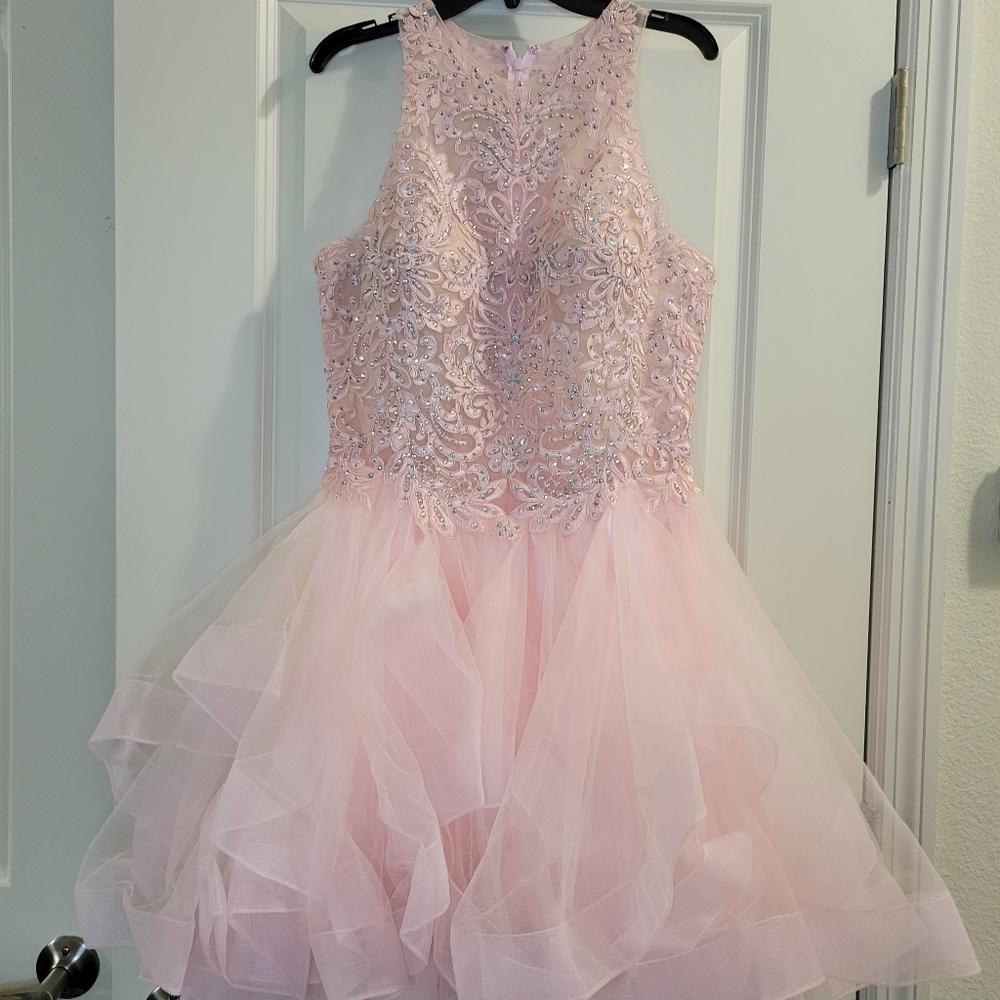 Pink Luxury short dress size 8 Camille La Vie